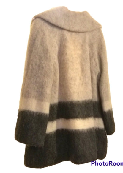 SOLDAuthentic Eider Knit, Coat - Picture 3 of 6